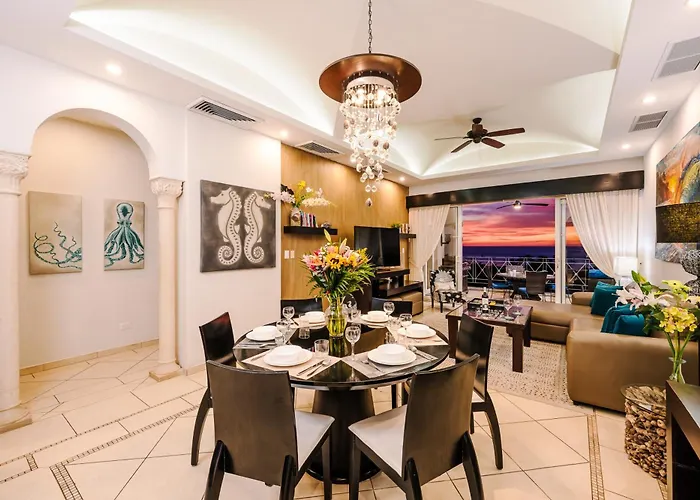Oceanview Luxury In The Heart Of Town Сasa de vacaciones *