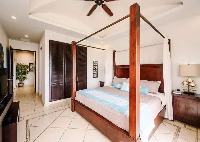Oceanview Luxury In The Heart Of Town Tamarindo