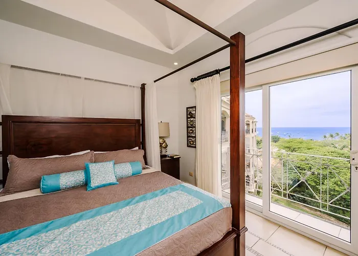 Oceanview Luxury In The Heart Of Town Сasa de vacaciones