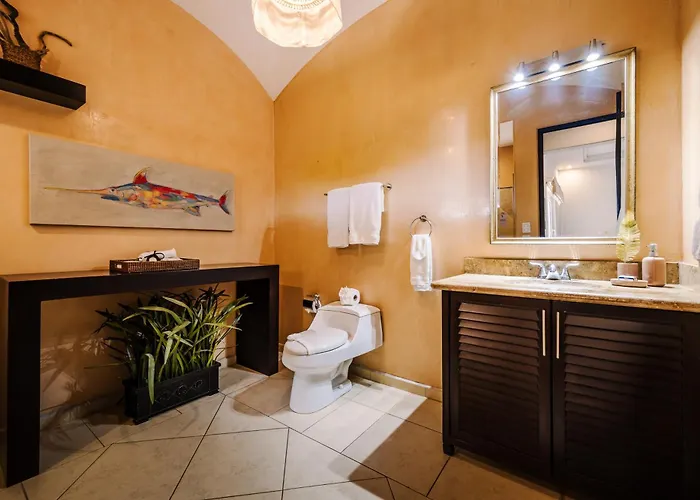 Oceanview Luxury In The Heart Of Town Tamarindo